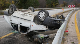Kastamonu-Ankara yolunda dehşet anları! Otomobil alev aldı, 2 yaralı