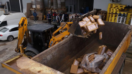 O ilde şok baskın: Vatandaşa bozuk ürün yedireceklerdi!