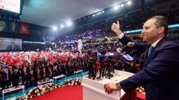 Yeniden Refah Genel Başkanı Erbakan, A takımını belirledi