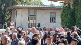 TBMM önünde tansiyon yüksek! CHP'liler grup toplantısı için geldi