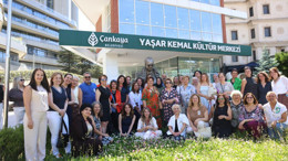 Çankaya Belediyesi sergi salonu cam ve resimle kapılarını açtı