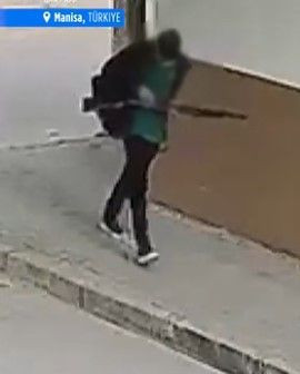 Manisa'da okul saldırısı: Silahlı saldırganın görüntüleri - Resim: 2