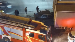 Keçiören'de seyir halindeki otomobil kamyona çarptı: 1 yaralı!