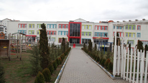 Çocuklar geleceğe “Dünya Çocuk Üniversitesi” ile hazırlanıyor