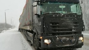 Yozgat’ta kapanan kara yolları yeniden ulaşıma açıldı