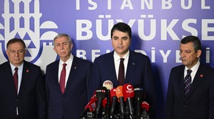 Demokrat Parti Lideri Gültekin Uysal İBB’yi Ziyaret Etti