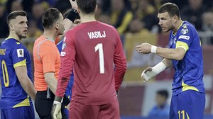 Dzeko’nun burnu kırıldı: tedavisi İstanbul’da devam edecek