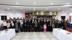 Mamak Belediyesi, ramazanın bereketini çalışanlarıyla paylaştı