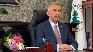 Başkan Adem Ceylan'dan huzurevi ziyareti: Bayramın gerçek anlamını bir kez daha hissettik