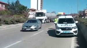 Elmadağ'da zincirleme trafik kazasında 3 kişi yaralandı