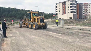 Yozgat Belediyesi, cadde ve sokaklardaki asfalt çalışmalarını sürdürüyor