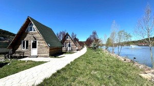 Çamlıdere Belediye Başkanı Ceylan müjdeyi verdi: Çamlıdere'deki bungalov turistleri ağırlayacak