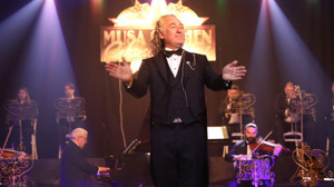 Etimesgut'ta Engelsiz Bahar Şenliği’nde sanatın gücü sahnedeydi