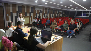 Çankaya Belediyesi yaz atölyelerinde çocuklarla fikir toplantısı yapıldı