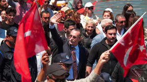 Eryaman Göksu Parkı’nda yelkenler Cumhuriyet için açıldı