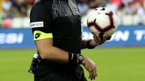 Hakemlere kamera geliyor