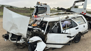 Çubuk'ta otomobil ile hafif ticari araç çarpıştı: 1 ölü!