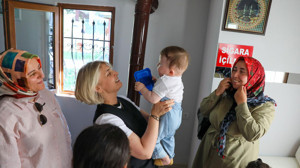 Ebru Keyvan’dan Piyade Mahallesi'ne samimi ziyaret