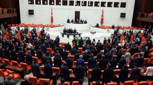 Tatile girmeyen TBMM'de yeni haftada önemli gündem maddeleri var