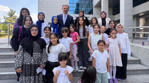 TBMM'de minik misafirlerin yürekleri ısıtan buluşması