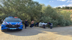 Kırşehir'de orman yangınına imece usulü önlem: 150 kilogram atık toplandı