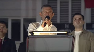 Özgür Özel'den "kara düzen" çıkışı: Vatandaşa sırtını dönen bir kara düzen var!