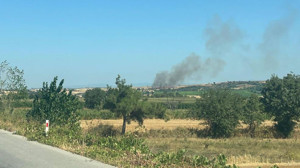 Çanakkale'de tarım arazisinde yangın! Ekipler havadan ve karadan seferber oldu