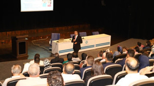 "Evlilikte tebessüm, önemli farklara zemin hazırlıyor"