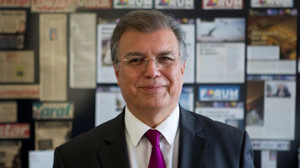 Doğan Aydal kimdir, siyasi kariyeri nasıldı? Hangi akademik ve siyasi görevlerde bulundu?