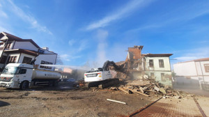 Altındağ’da metruk binalar yıkılıyor: Hamamarkası’nda dönüşüm başladı