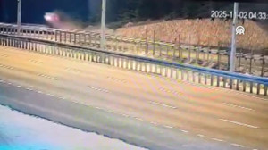 Ankara’da Feci Kaza: Araç Bariyerlere Çarpıp Parçalandı, 1 Ölü 1 Yaralı