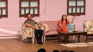 Sincan’da hafta sonları tiyatro coşkusu: “Aramızdaki Duvarlar” sahnede