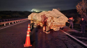 Bolu’da traktörle hafif ticari aracın çarpışması, 5 kişinin yaralanmasına yol açtı