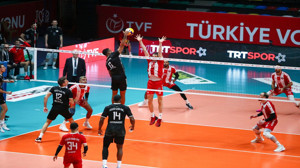 Başkent ekibi Spor Toto, karar setinde kazandı