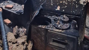 Konya'da ev yangını! Ev küle döndü