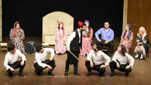 Kalecik Belediyesinden ücretsiz tiyatro fırsatı: "Düğün Ya Da Davul"