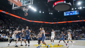 Anadolu Efes bir mağlubiyet daha aldı