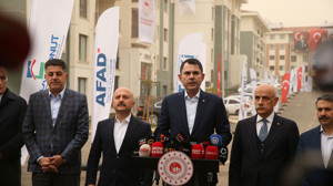 Bakan Kurum'dan CHP'li belediyelere sert çıkış: “Çakılı tek bir çivileri yok!”