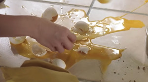 6 milyon çocuğun kahvaltısından eksildi! Yumurta üretiminde tarihi düşüş... Üç kişilik bir ailenin yumurta için ayırması gereken bütçe aylık ne kadar?