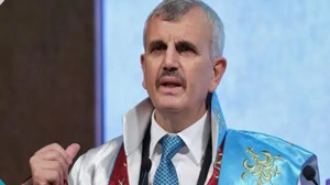 SBÜ Rektörü Cevdet Erdöl’den “Helal İlaç” Uyarısı