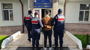 Kırıkkale'de suçlulara göz açtırılmıyor! Çeşitli suçlardan aranan firariler gözaltına alındı