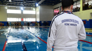 Kahramankazan’da büyük heyecan: Genç yüzücülerden madalya şov