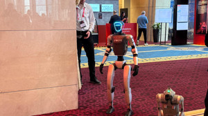 Çinli robotlar Ankara’da! Fabrikaların yeni "personeli" sahneye çıktı