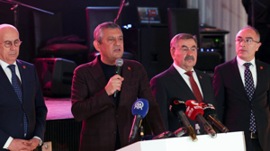 Özgür Özel Gölbaşı iftarında konuştu: "Kıbrıs’a düşen bombadan, şarapnelden tedirginiz"