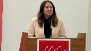 CHP Ankara İl Kadın Kolları Başkanı Ayça Çağlar’dan İmamoğlu davasına sert tepki