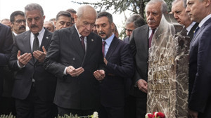 Devlet Bahçeli, Alparslan Türkeş’i Vefatının 29. Yılında Andı