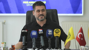 Ankaragücü’nde Hedef Net: “Şampiyonluğa Oynamalıyız”
