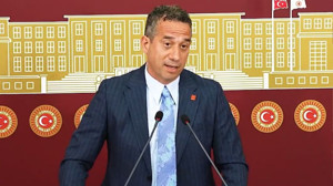 YENİ Parti'den Cemil Tugay'a: "Sokakta gezemez, yüzünü değiştirsin!"