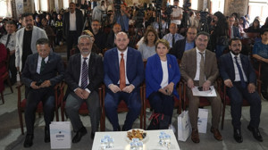 AK Parti’den Dijital Hizmet Yasası Çağrısı: “Teknoloji Devlerine Karşı Yeni Düzenleme Şart”