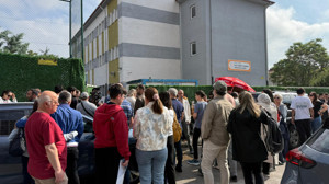 LGS sınavı heyecanı başladı: Ankara'da ailelerin zorlu bekleyişi